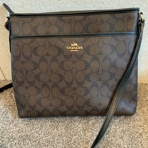Coach Crossbody Used- Good Condition